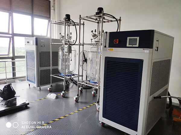 玻璃反應(yīng)釜能耐多少度的高溫？